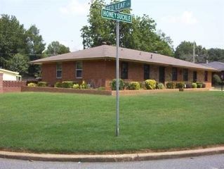4658 HONEYSUCKLE ST, Memphis, TN 38109