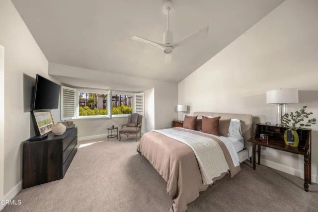 21500 Califa Street 143, Woodland Hills, CA 91367