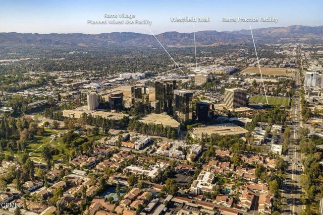 21500 Califa Street 143, Woodland Hills, CA 91367