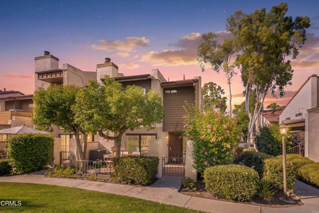 21500 Califa Street 143, Woodland Hills, CA 91367