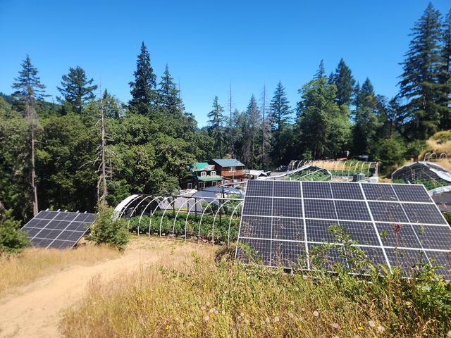 3814 Thomas Road, Miranda, CA 95553