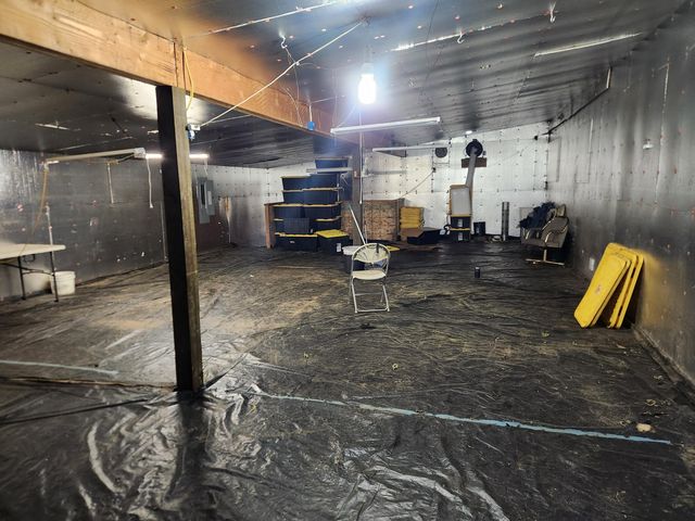 3814 Thomas Road, Miranda, CA 95553