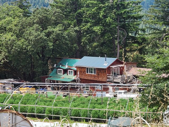 3814 Thomas Road, Miranda, CA 95553