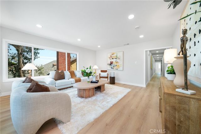4434 W 59th, Los Angeles, CA 90043