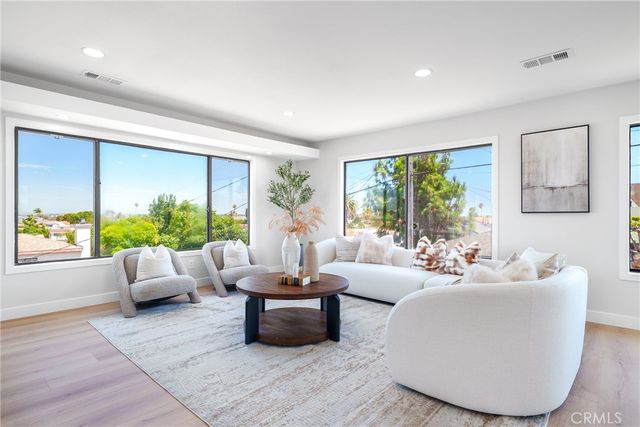 4434 W 59th, Los Angeles, CA 90043