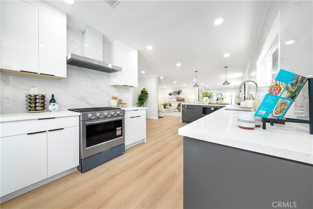4434 W 59th, Los Angeles, CA 90043