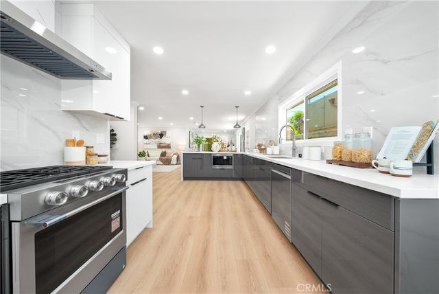 4434 W 59th, Los Angeles, CA 90043