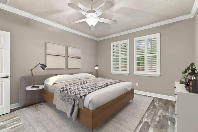 8021 WHITETAIL DEER WAY, Tampa, FL 33635