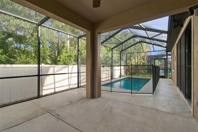 8021 WHITETAIL DEER WAY, Tampa, FL 33635