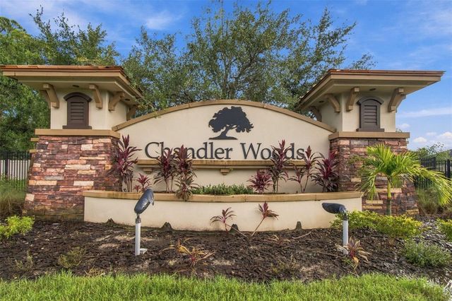 8021 WHITETAIL DEER WAY, Tampa, FL 33635