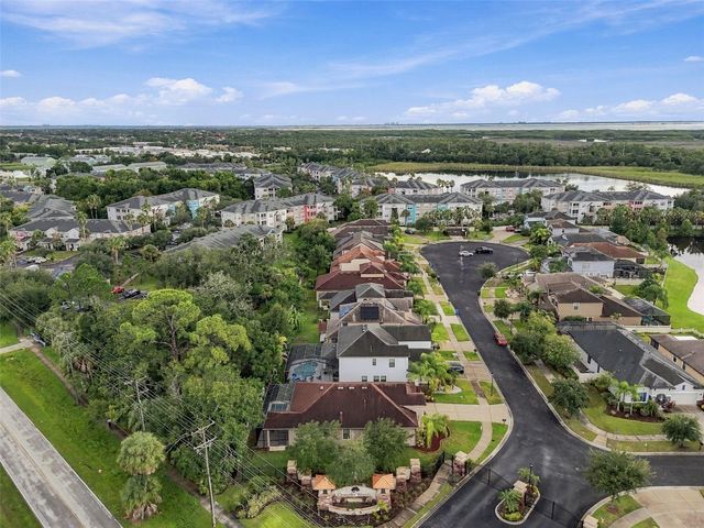 8021 WHITETAIL DEER WAY, Tampa, FL 33635