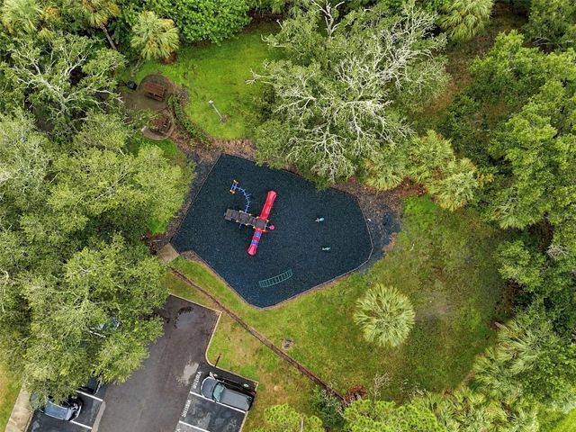 8021 WHITETAIL DEER WAY, Tampa, FL 33635