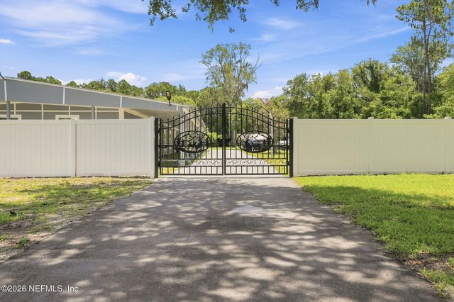 865 COLE Road, Jacksonville, FL 32218