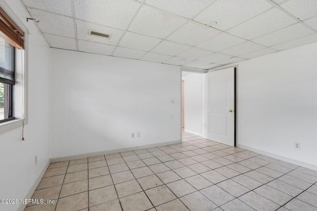 865 COLE Road, Jacksonville, FL 32218
