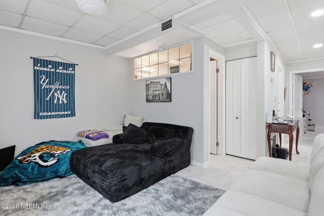 865 COLE Road, Jacksonville, FL 32218