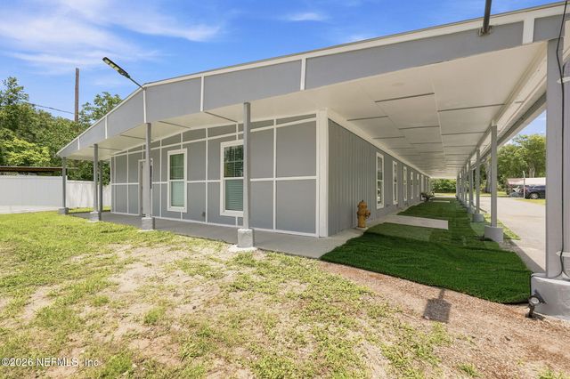 865 COLE Road, Jacksonville, FL 32218