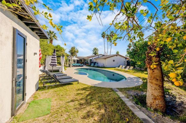 951 N Camino Condor, Palm Springs, CA 92262