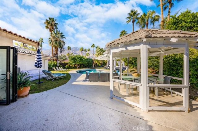 951 N Camino Condor, Palm Springs, CA 92262