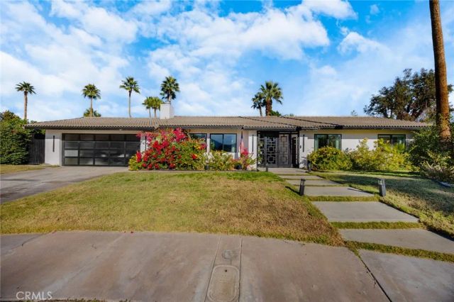 951 N Camino Condor, Palm Springs, CA 92262