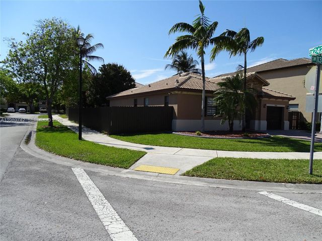24164 SW 113th Path, Homestead, FL 33032