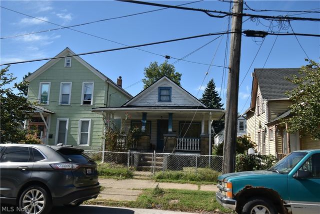 2064 W 44th Street, Cleveland, OH 44113