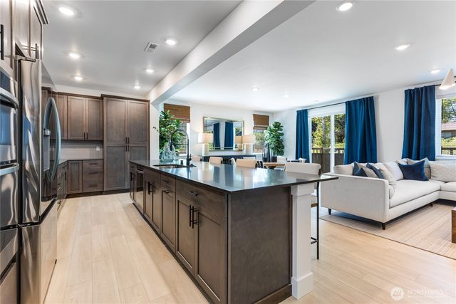 32400 Myrtle Avenue SE, Black Diamond, WA 98010