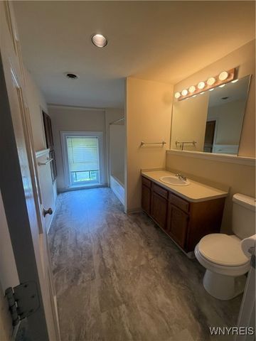 698 Columbus Parkway, Buffalo, NY 14213