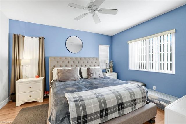 610 Luisa Ct Apt 1, Naples, FL 34104