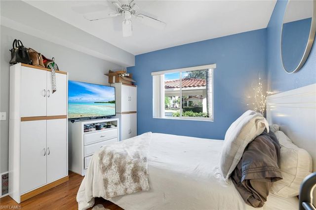 610 Luisa Ct Apt 1, Naples, FL 34104