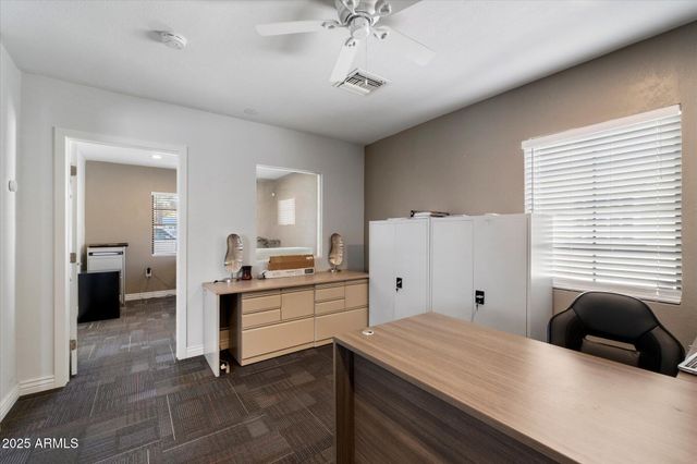 314 E THOMAS Road, Phoenix, AZ 85012