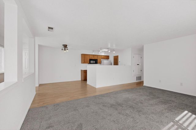 4701 Morris Street NE APT 1904, Albuquerque, NM 87111