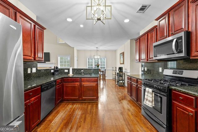 39 Hawthorne Place, Sharpsburg, GA 30277