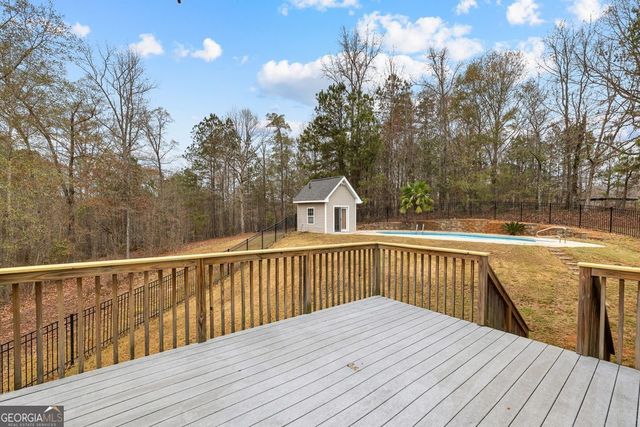 39 Hawthorne Place, Sharpsburg, GA 30277