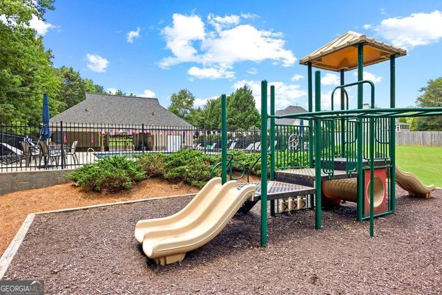 39 Hawthorne Place, Sharpsburg, GA 30277