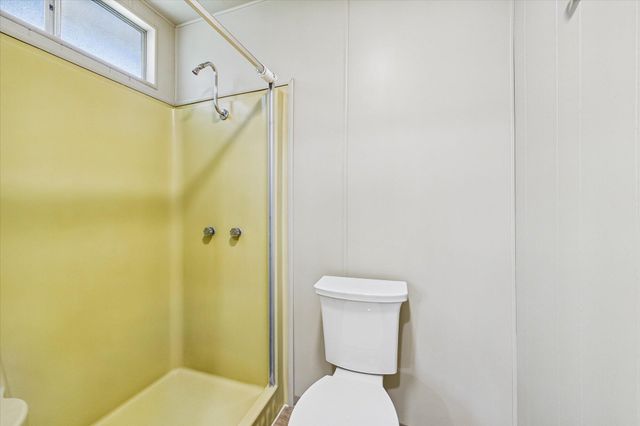 450 Stephens Lane, Bayside South, CA 95524