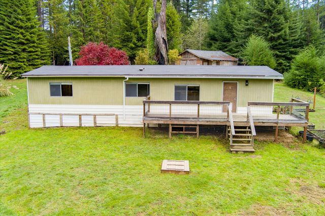 450 Stephens Lane, Bayside South, CA 95524