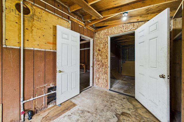 450 Stephens Lane, Bayside South, CA 95524