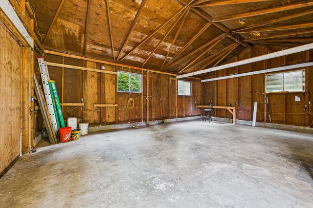 450 Stephens Lane, Bayside South, CA 95524