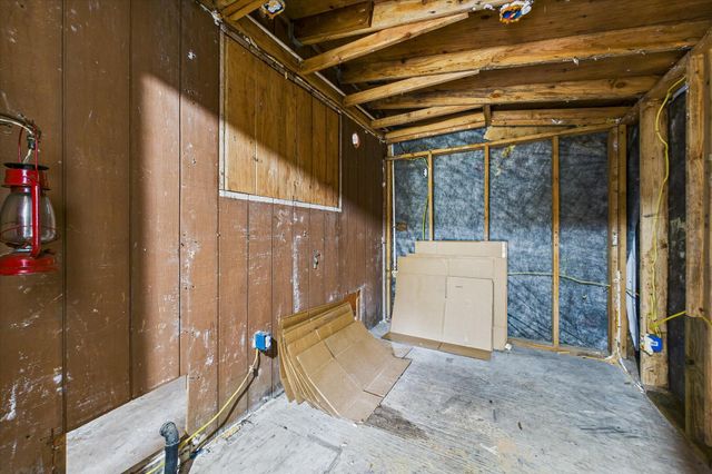 450 Stephens Lane, Bayside South, CA 95524