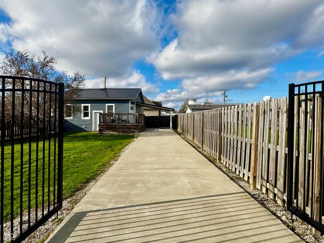 103 Park Avenue, Crothersville, IN 47229