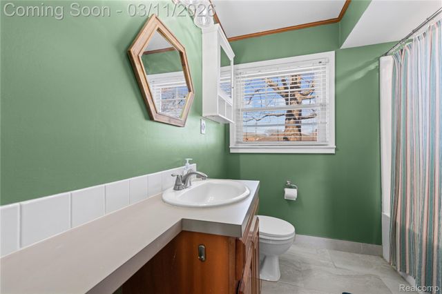 19150 Ike Street, Roseville, MI 48066