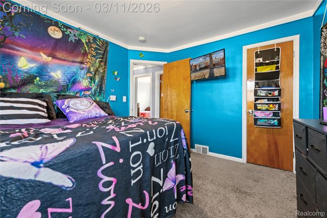 19150 Ike Street, Roseville, MI 48066