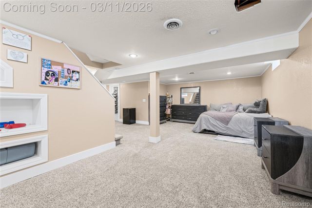 19150 Ike Street, Roseville, MI 48066