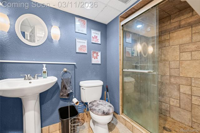 19150 Ike Street, Roseville, MI 48066