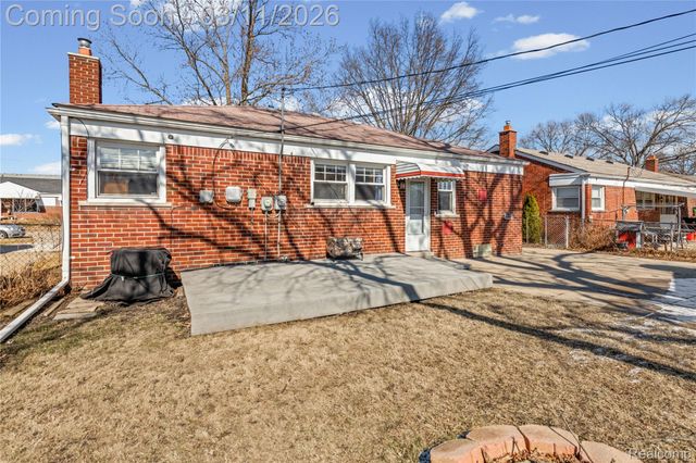 19150 Ike Street, Roseville, MI 48066