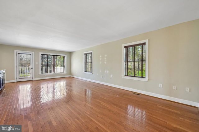 296 S CHURCH ST, Moorestown, NJ 08057