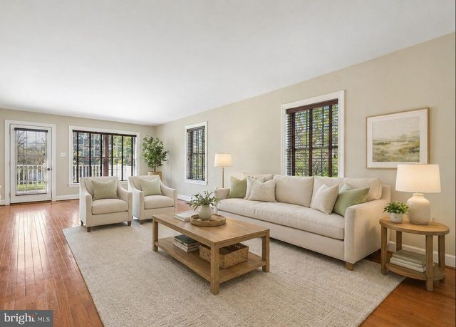 296 S CHURCH ST, Moorestown, NJ 08057