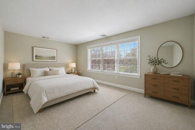 296 S CHURCH ST, Moorestown, NJ 08057