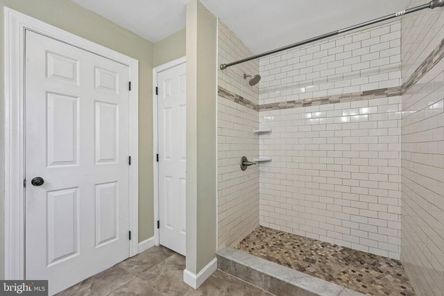 296 S CHURCH ST, Moorestown, NJ 08057