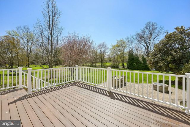 296 S CHURCH ST, Moorestown, NJ 08057